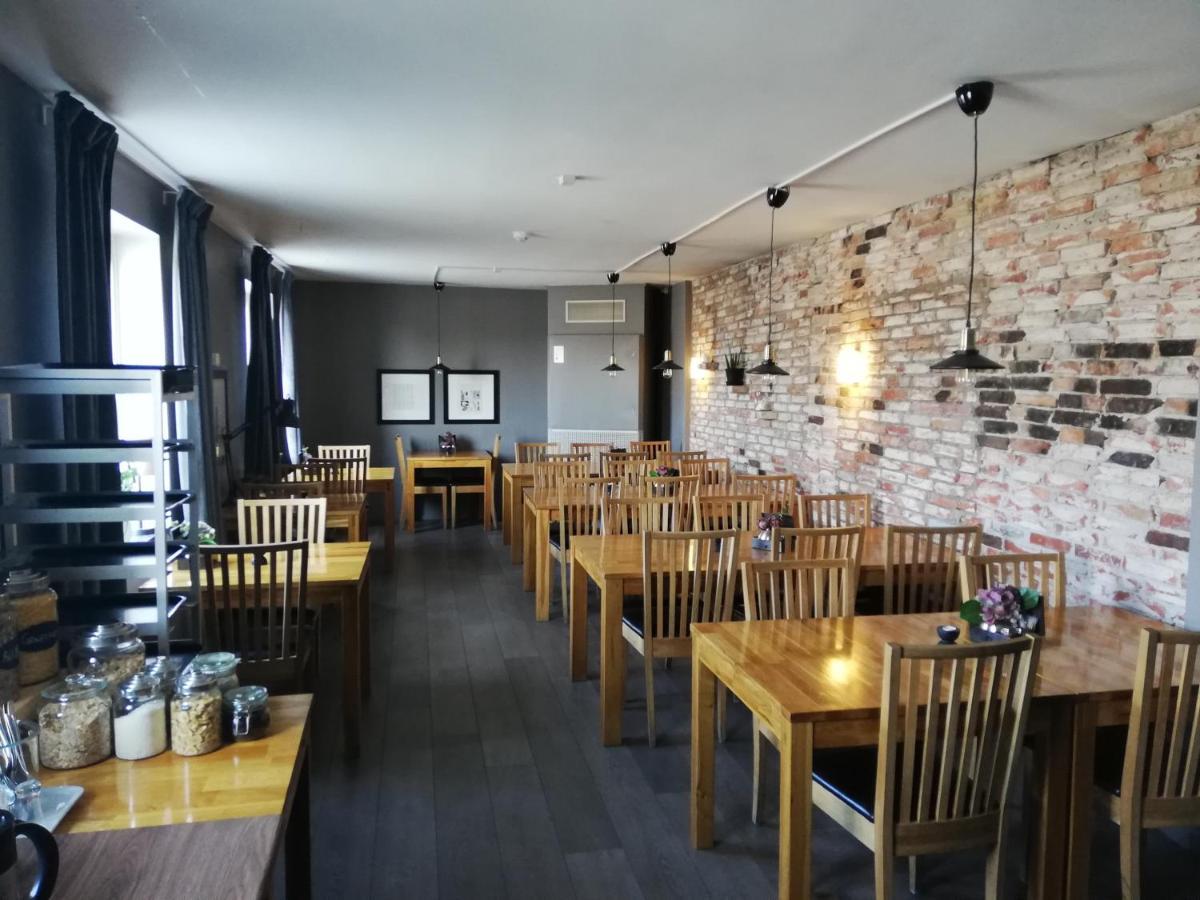 Strand Hotell Vänersborg Екстериор снимка