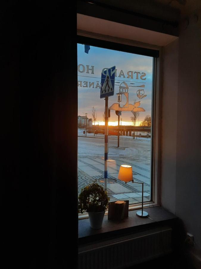 Strand Hotell Vänersborg Екстериор снимка