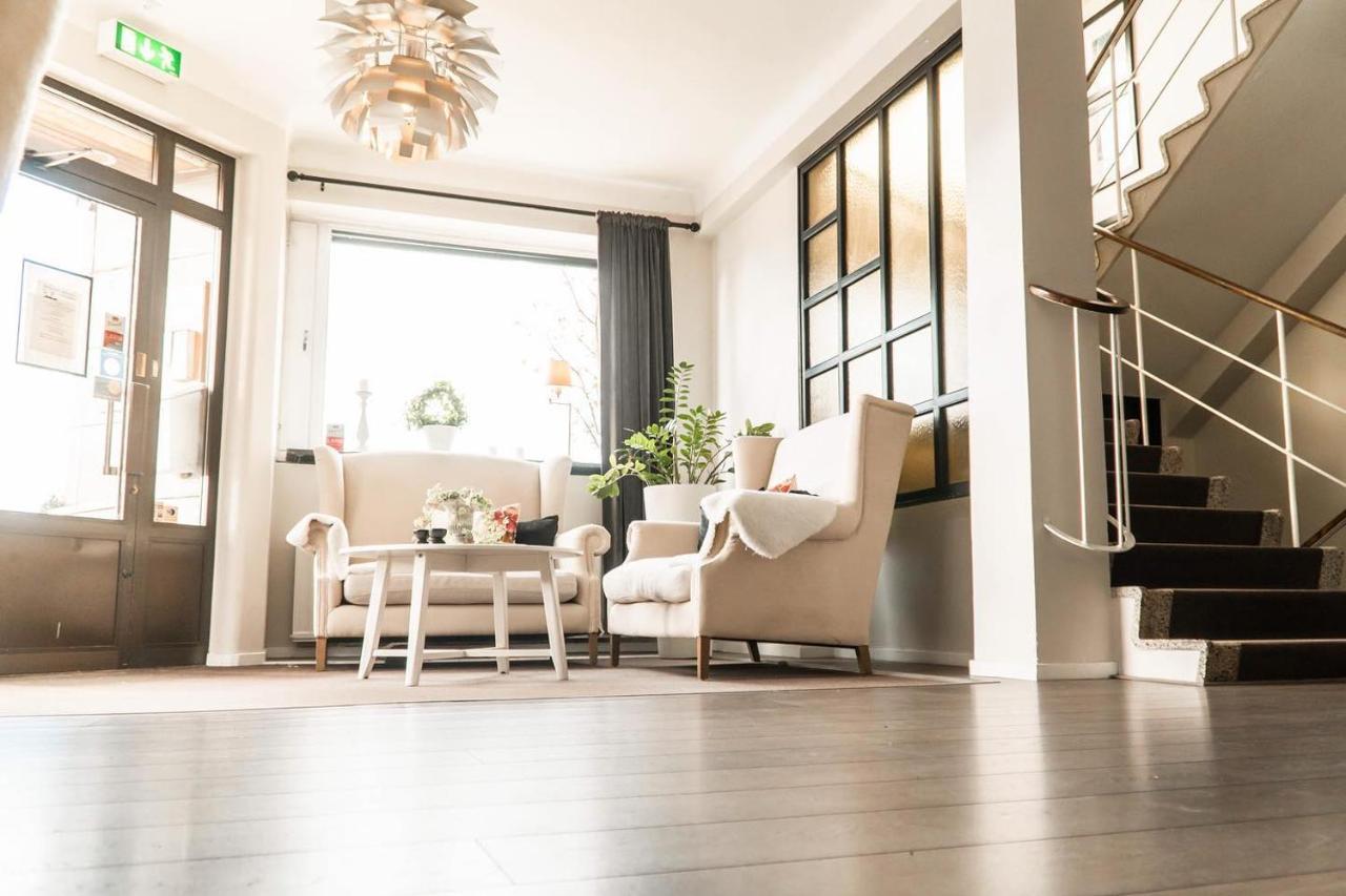 Strand Hotell Vänersborg Екстериор снимка