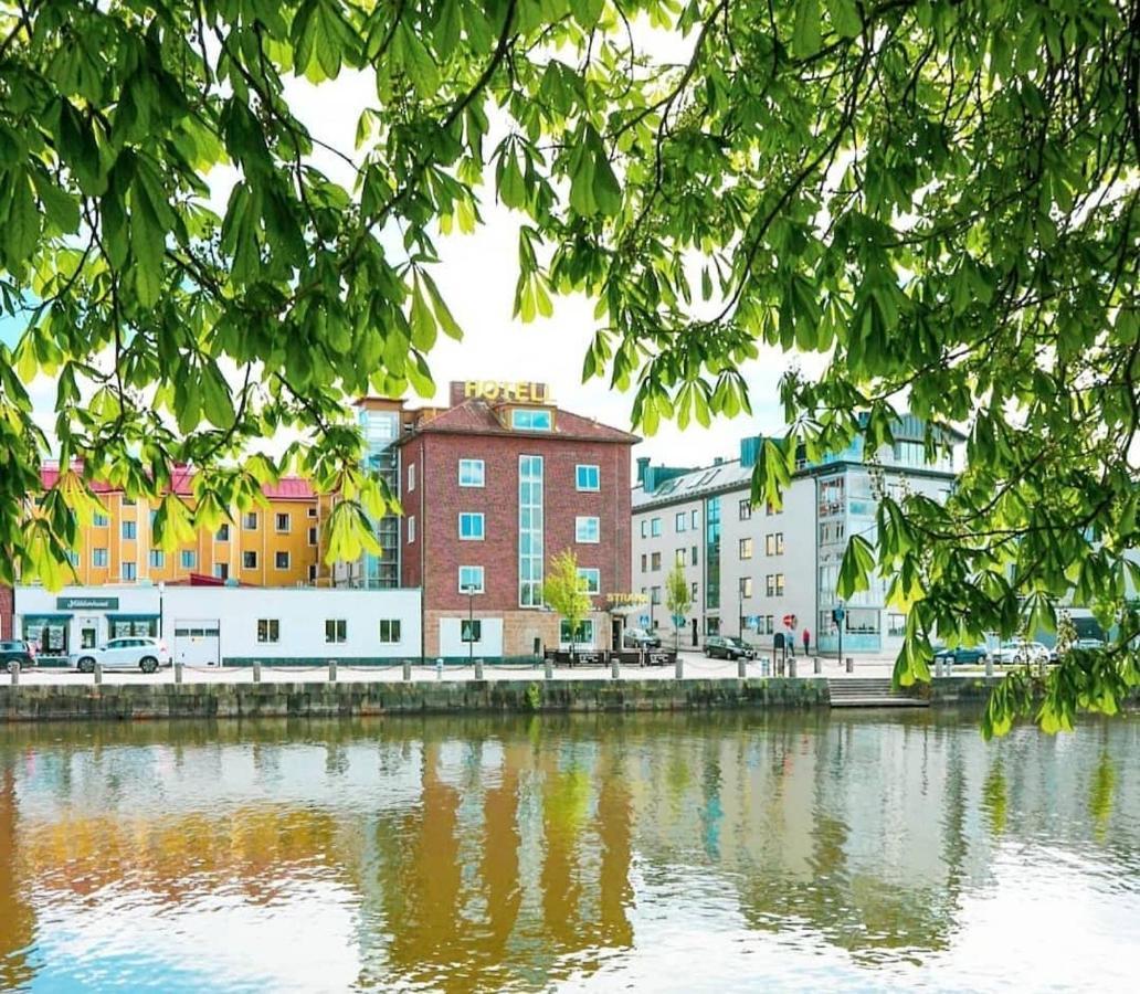 Strand Hotell Vänersborg Екстериор снимка
