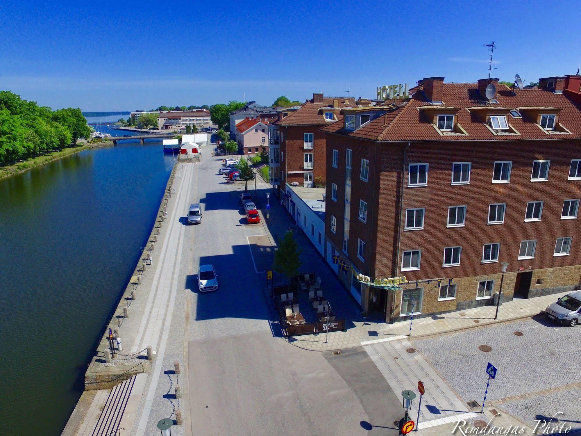 Strand Hotell Vänersborg Екстериор снимка