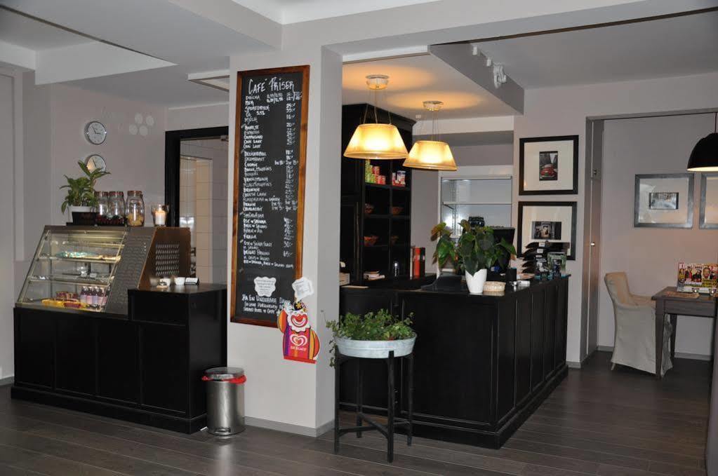Strand Hotell Vänersborg Екстериор снимка